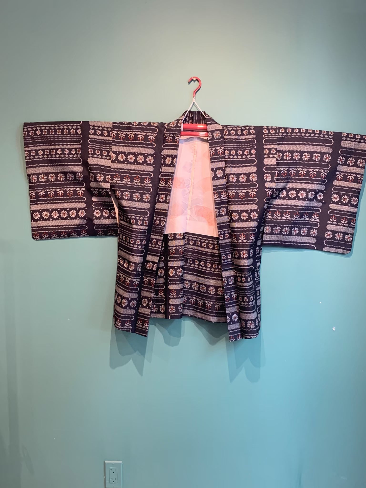 Vintage Japanese Haori – Indigo Kimono Jacket with Floral