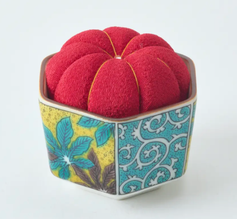 Kutani Pincushion Yoshidaya